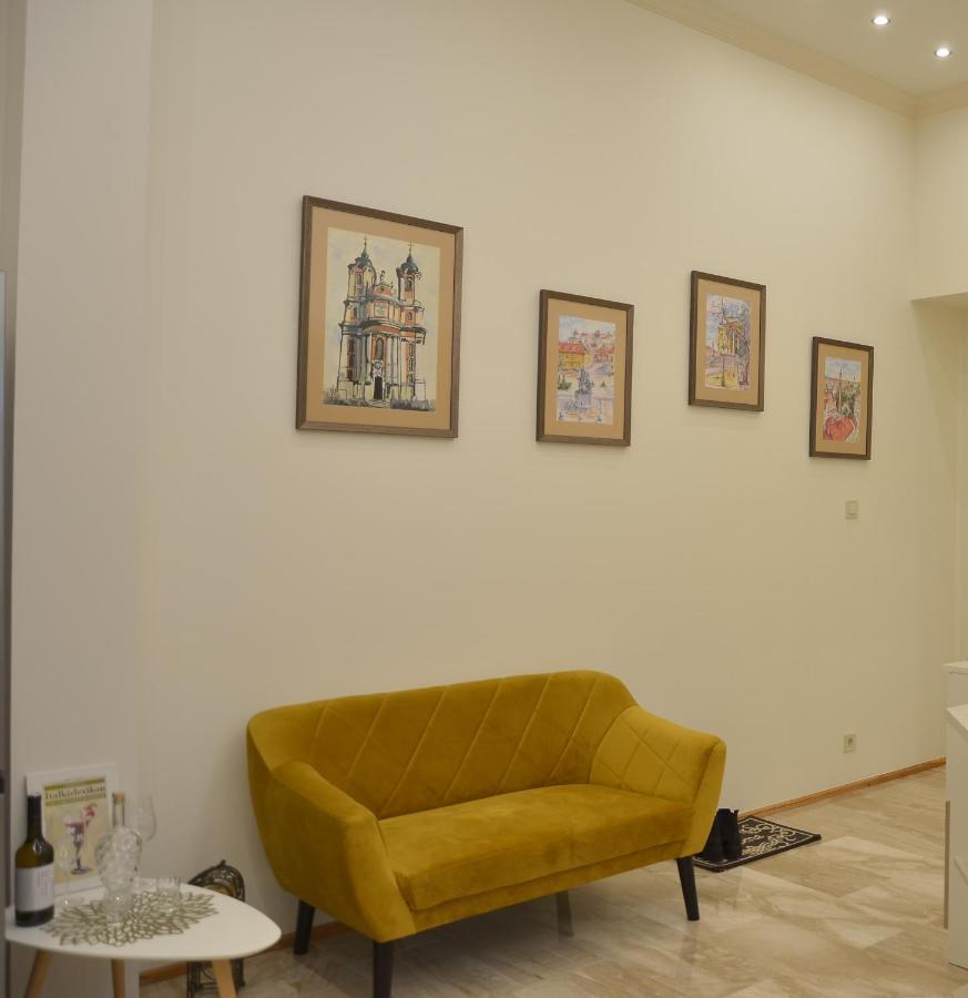 Elegant Apartman Eger Eksteriør bilde